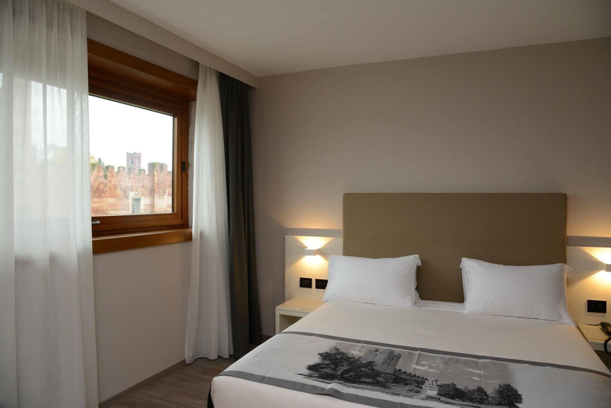 Albergo Roma, BW Signature Collection Castelfranco Veneto Bagian luar foto
